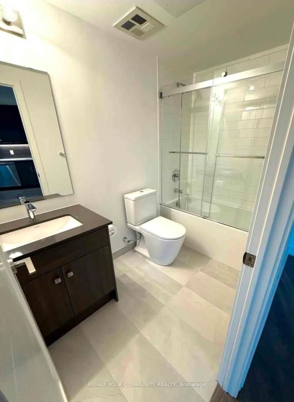 Condo for lease at 209-2 Manderley Drive, Toronto, Ontario, M1N 0C7 - Birchcliffe-Cliffside - MLS: E13009950