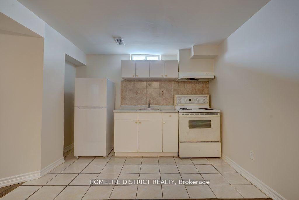 1861 Bainbridge Drive - Photo 16