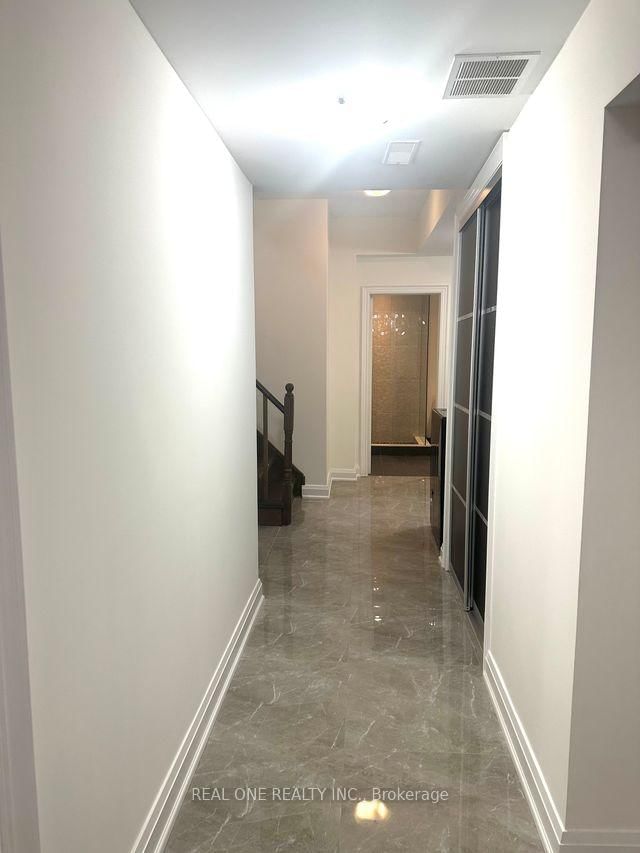 58 Rakewood Crescent, Unit Basement - Photo 5