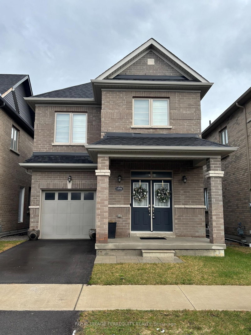 1093 Skyridge Blvd, Pickering, L1X 0M8 | Image 2