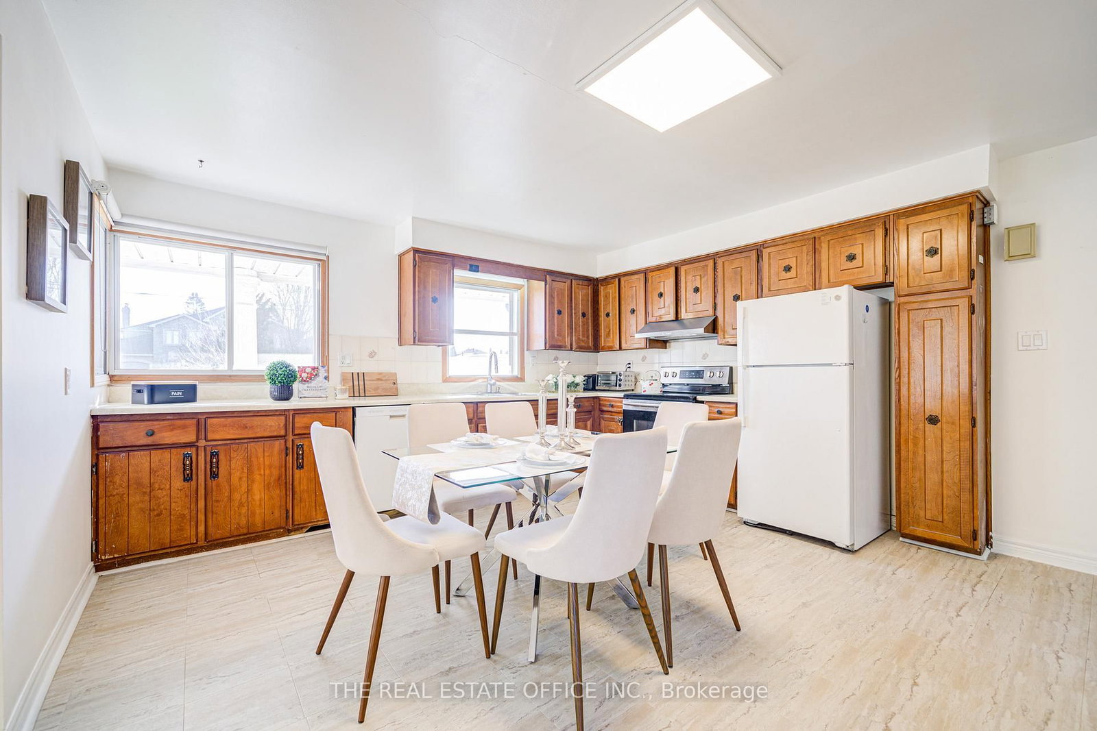 128 Fairglen Avenue - Photo 10