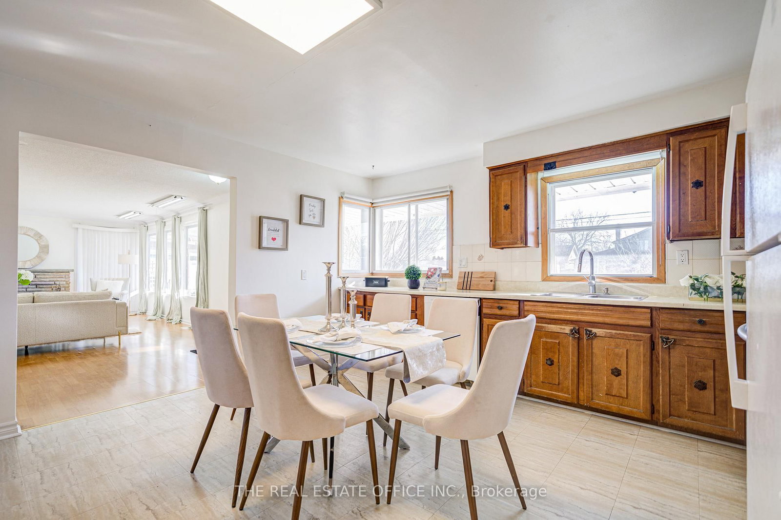 128 Fairglen Avenue - Photo 12