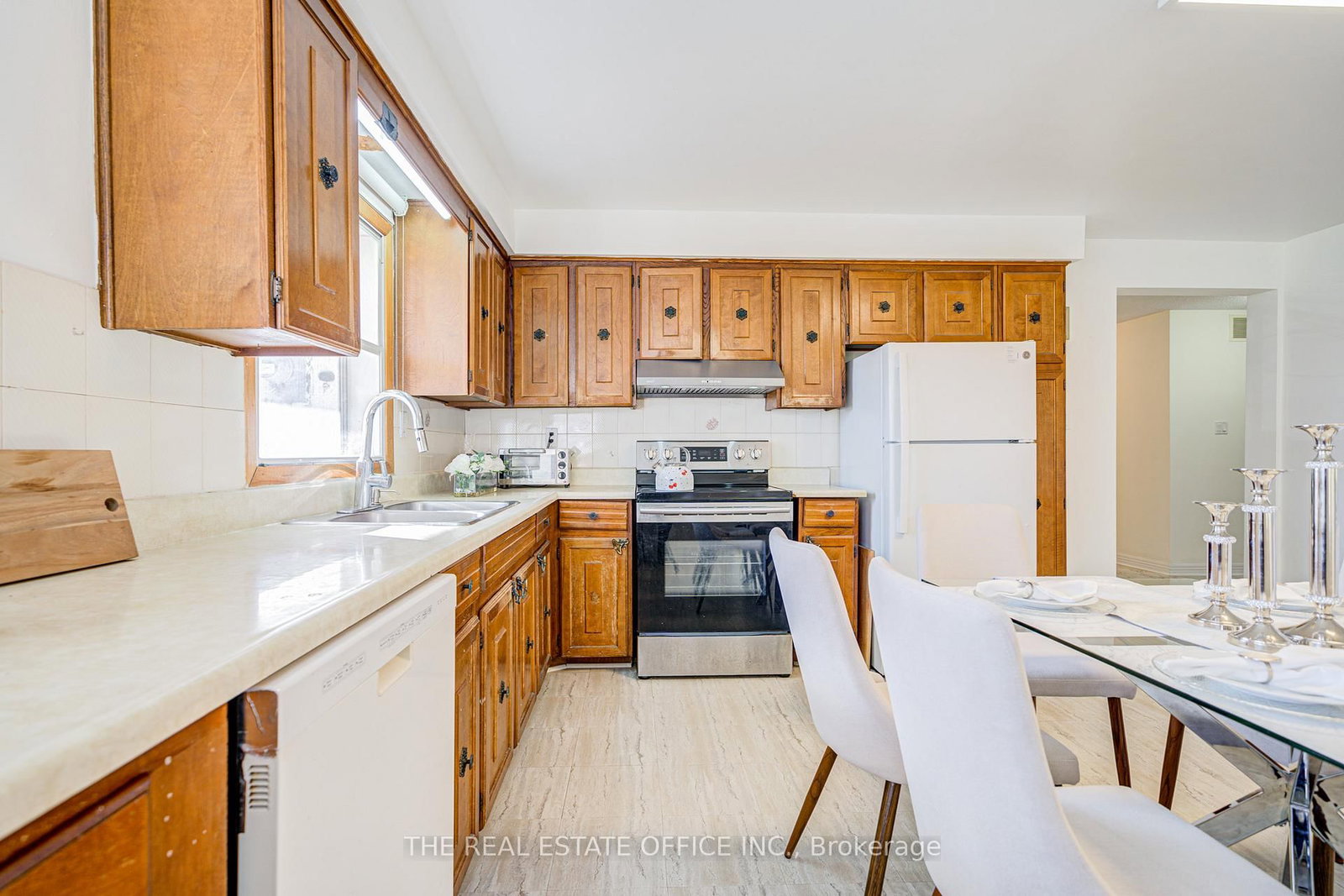 128 Fairglen Avenue - Photo 14