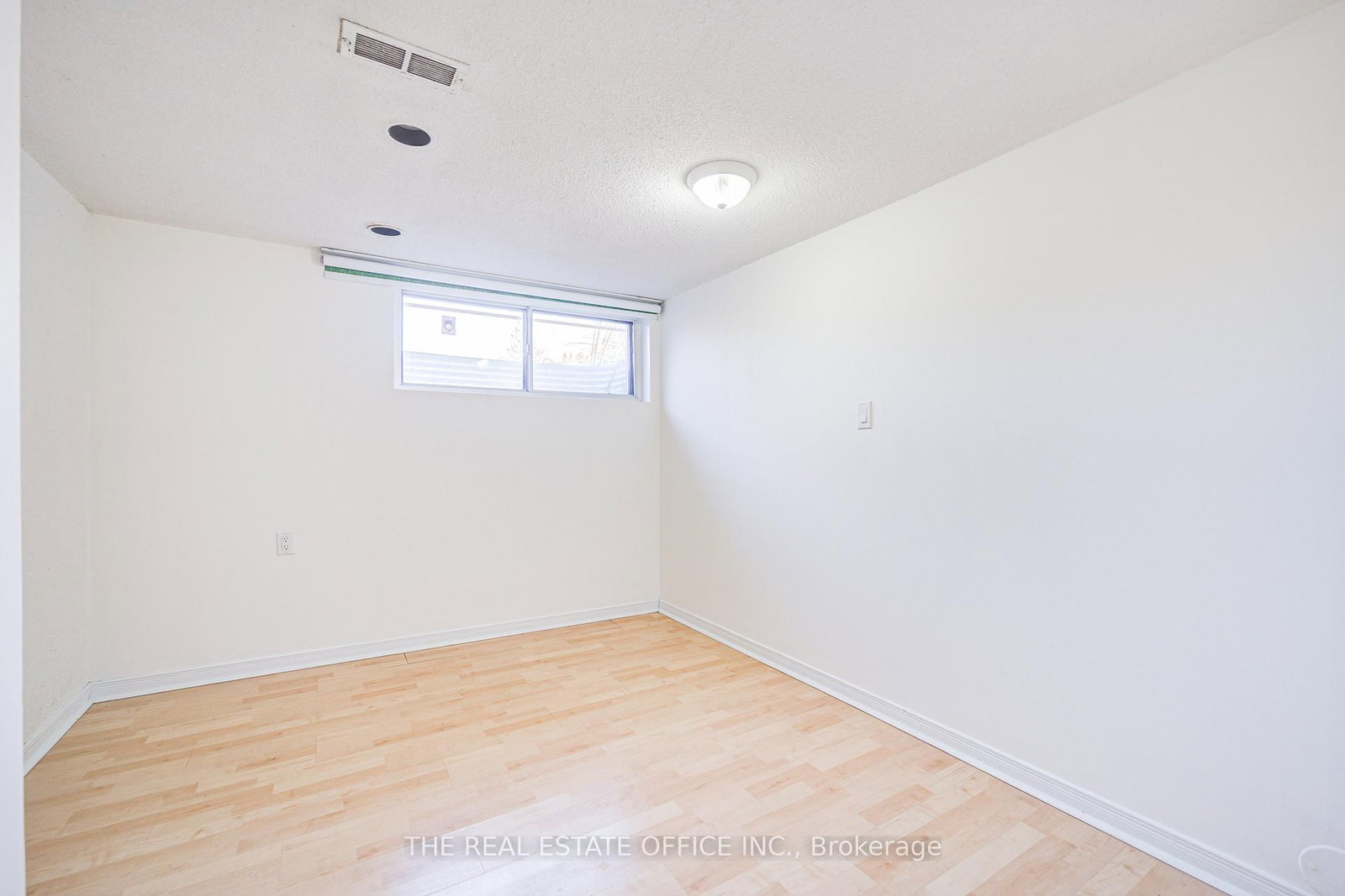 128 Fairglen Avenue - Photo 37