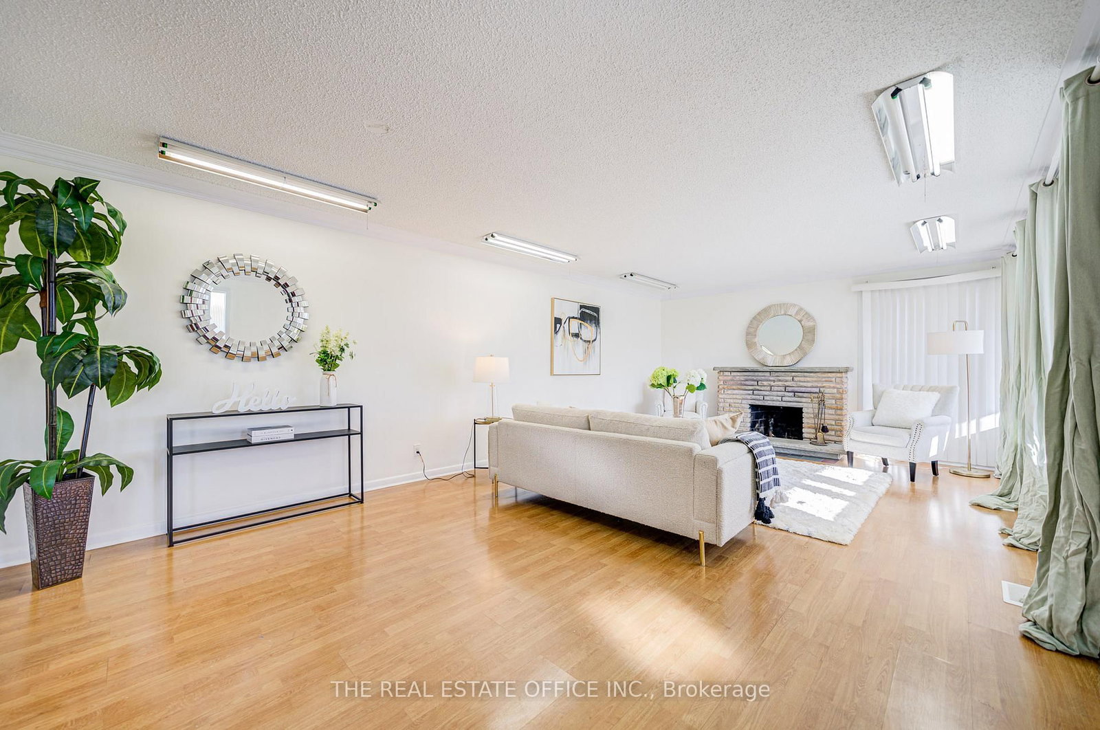 128 Fairglen Avenue - Photo 5