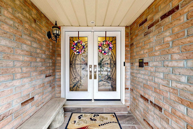 45 Rotherglen Rd N, Ajax, L1T 1S8 | Image 2