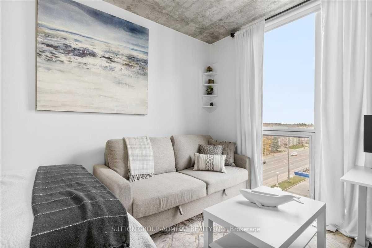 1900 Simcoe Street N, Unit 636 - Photo 10