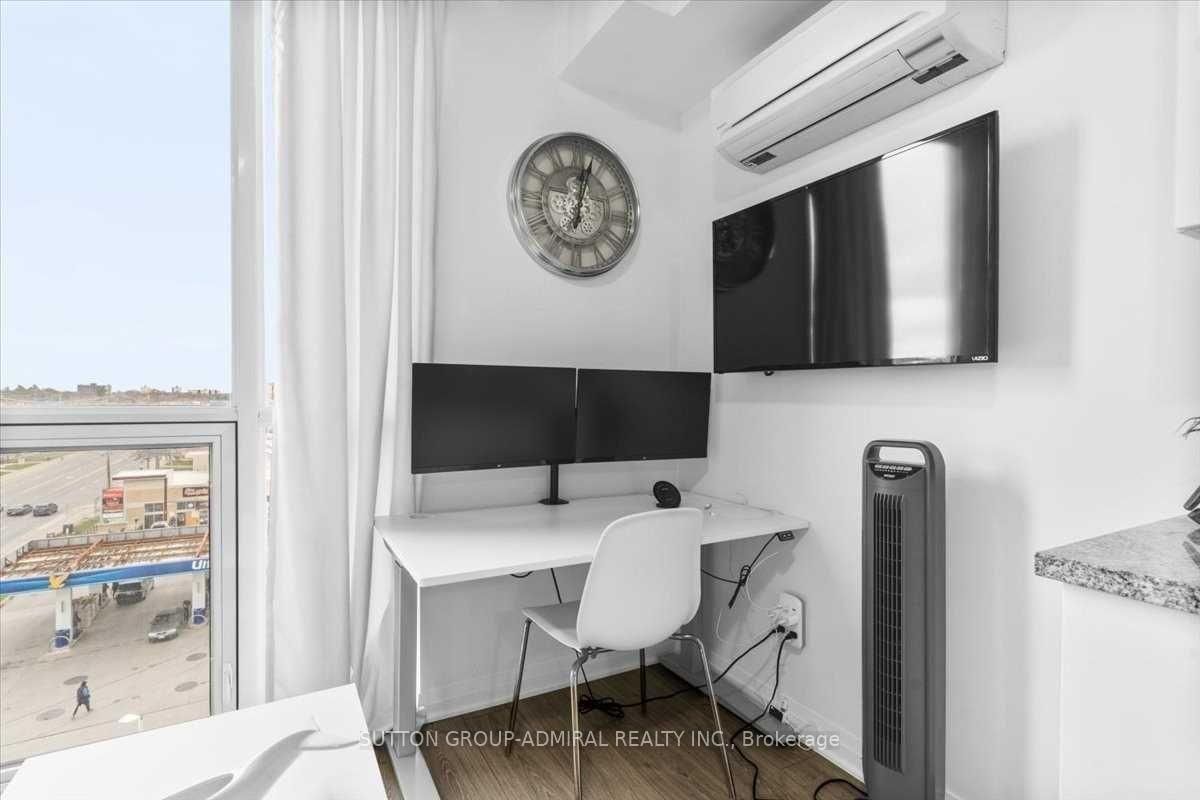 1900 Simcoe Street N, Unit 636 - Photo 11