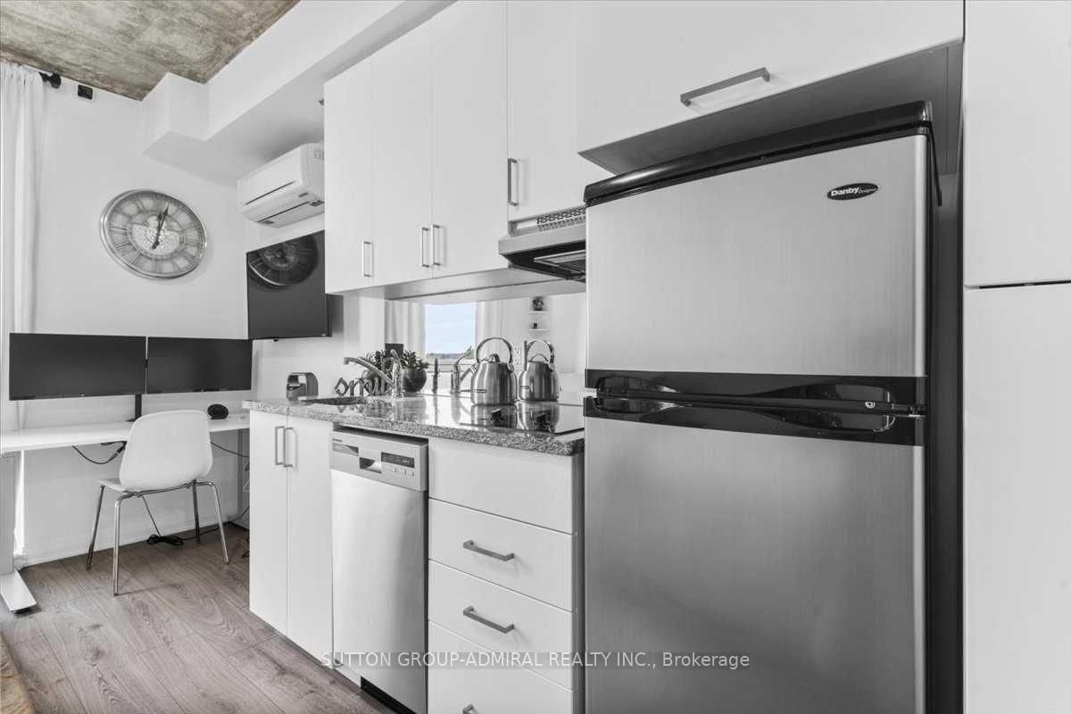 1900 Simcoe Street N, Unit 636 - Photo 14