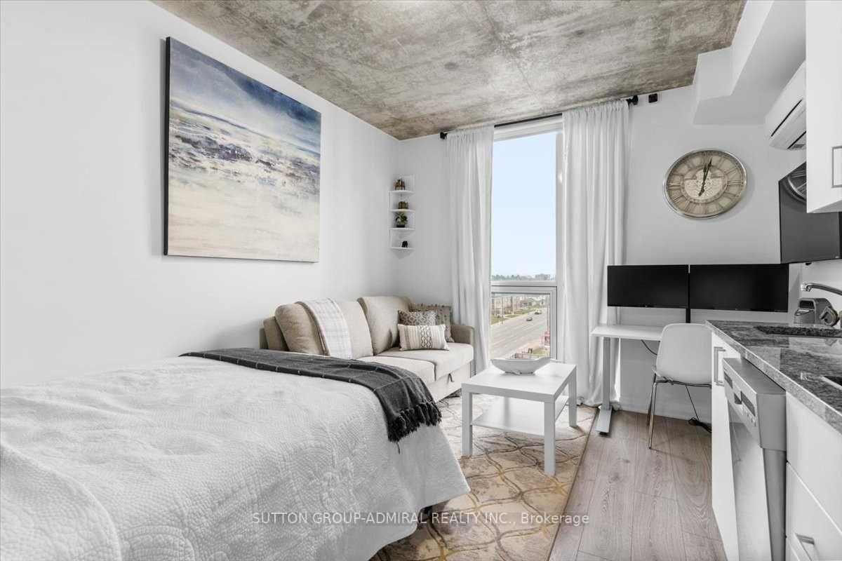 1900 Simcoe Street N, Unit 636 - Photo 9