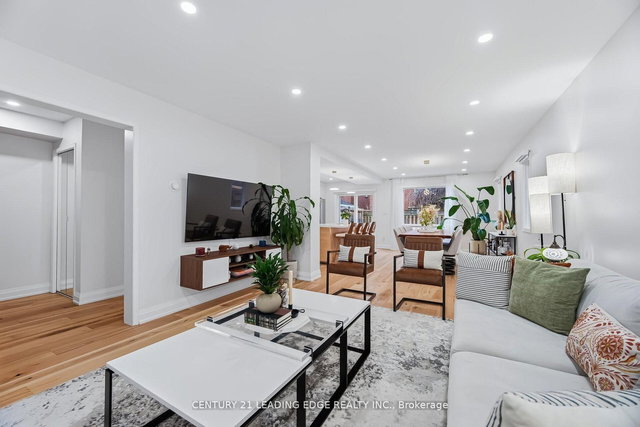 923 Redbird Crescent