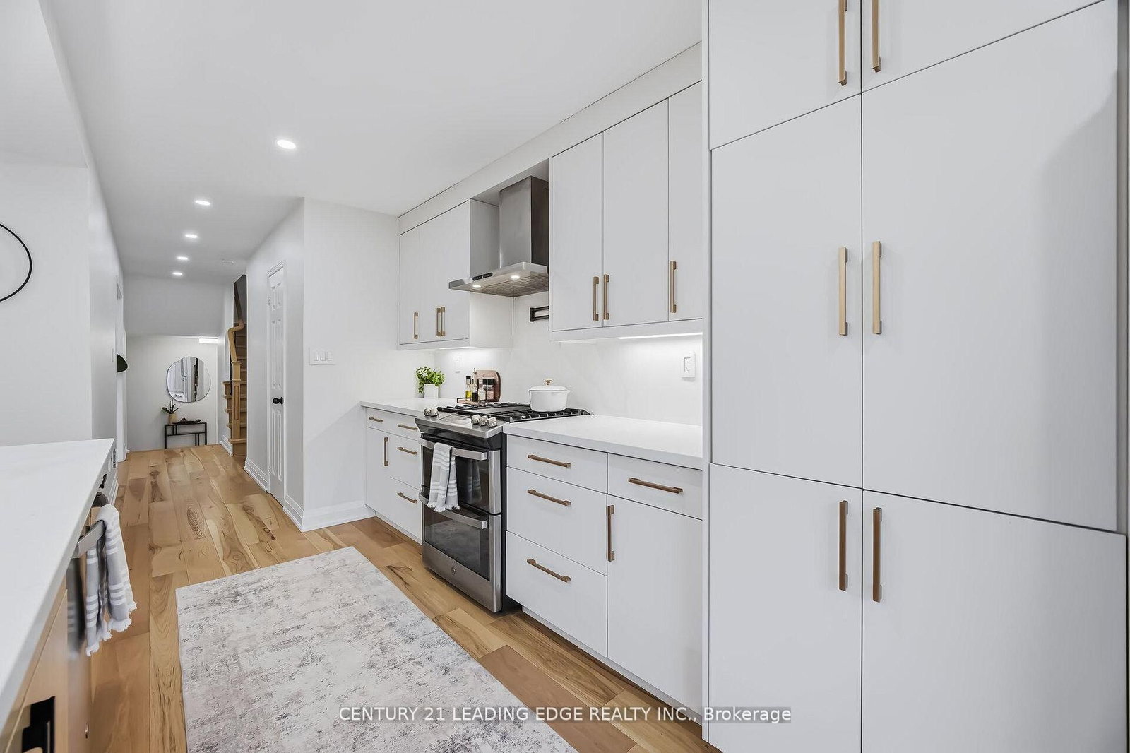 Detached House for sale at 923 Redbird Crescent, Pickering, Ontario, L1V 5K8 - Liverpool - MLS: E13010216