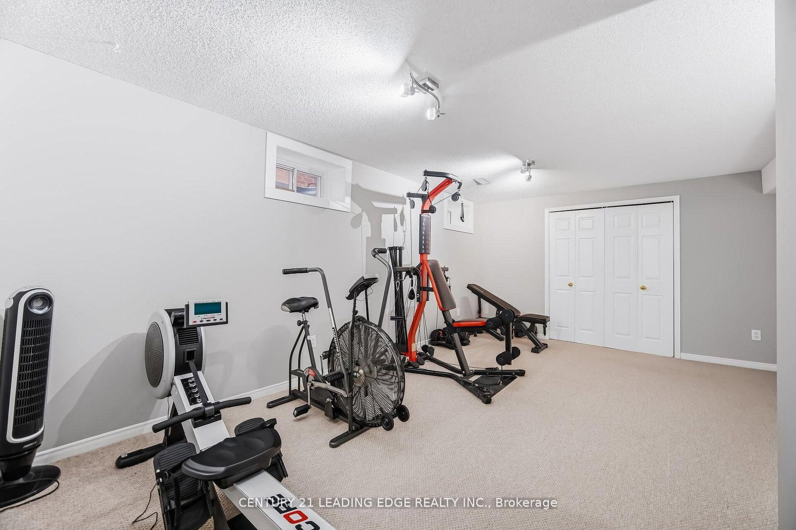 Detached House for sale at 923 Redbird Crescent, Pickering, Ontario, L1V 5K8 - Liverpool - MLS: E13010216