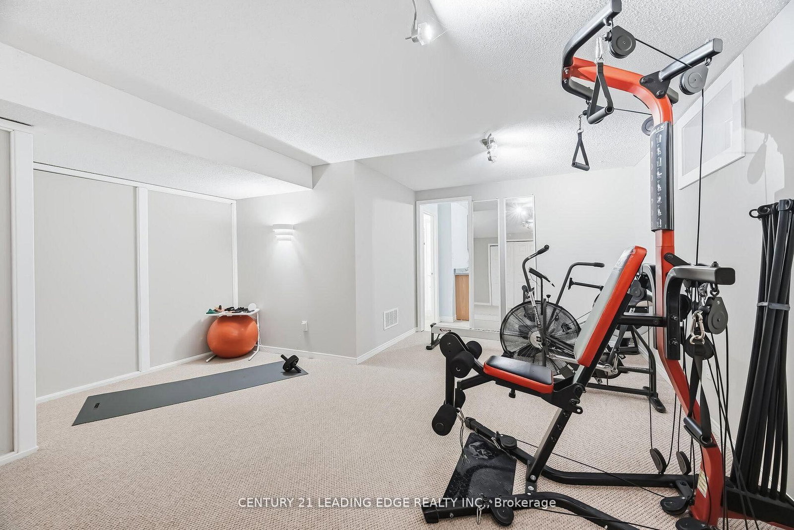 Detached House for sale at 923 Redbird Crescent, Pickering, Ontario, L1V 5K8 - Liverpool - MLS: E13010216