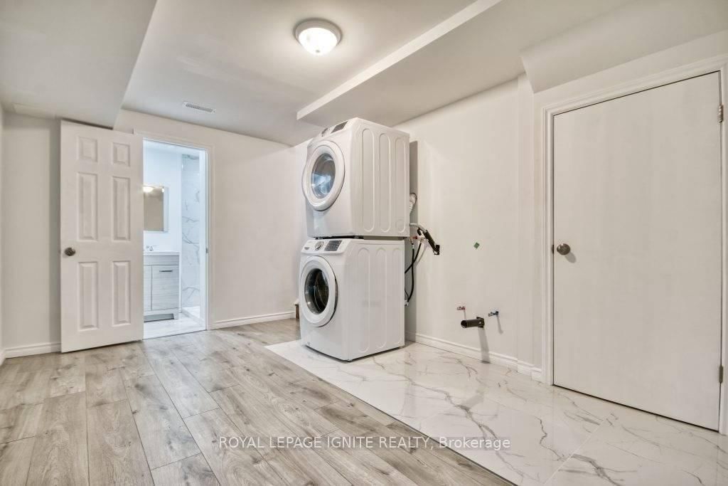 1389 Military Trail, Unit Bsmt - Photo 15