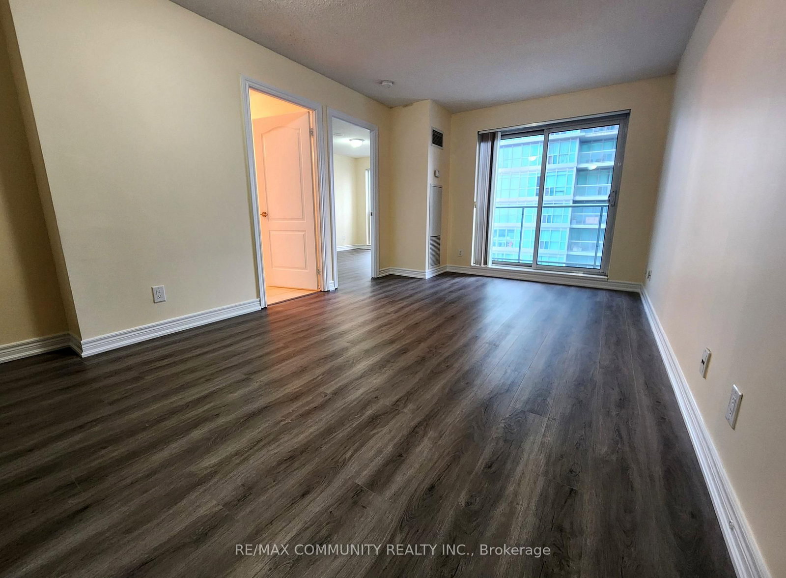 70 Town Centre Court, Unit 1205 - Photo 8