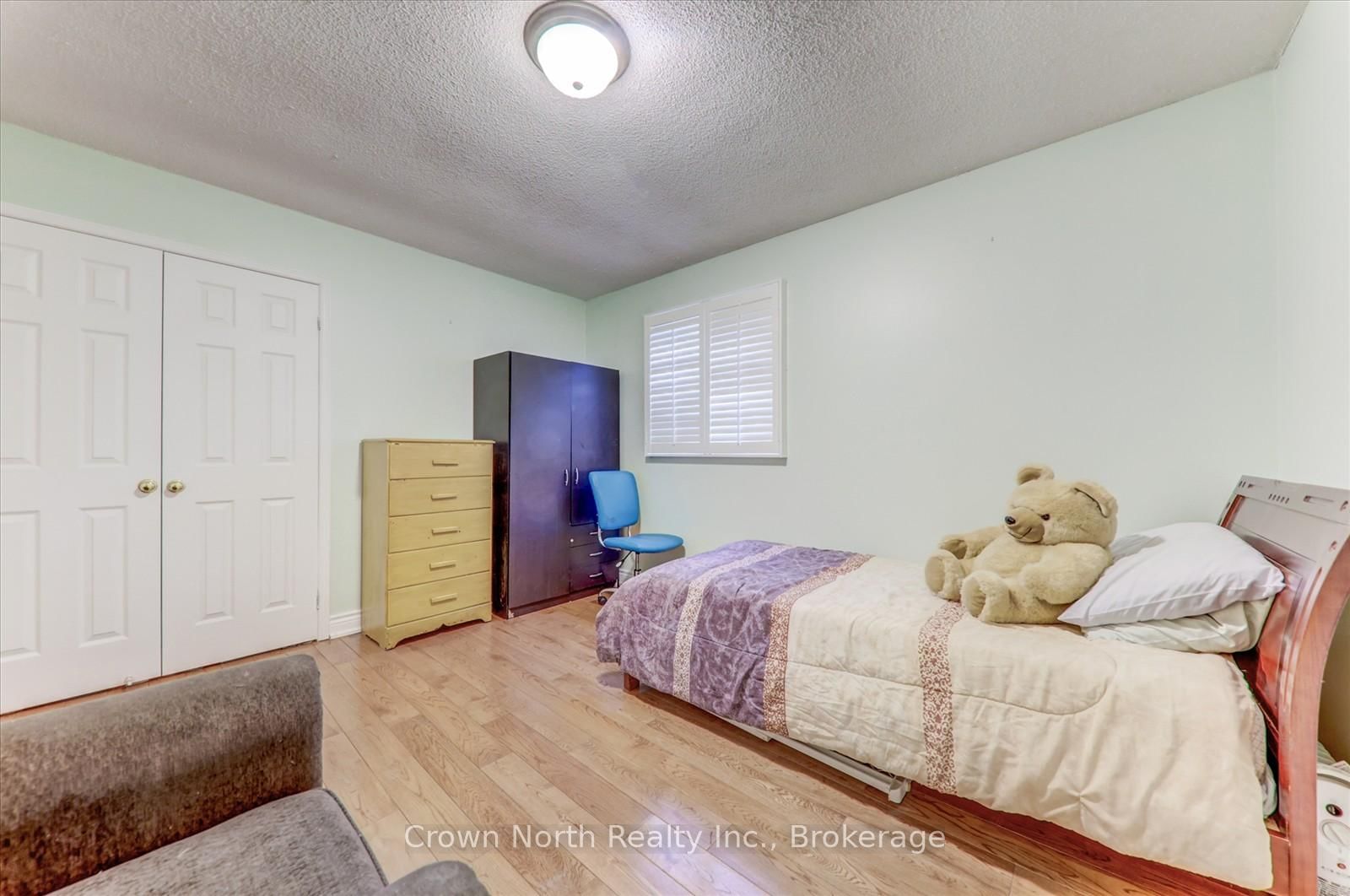 17 Plumrose Boulevard - Photo 24