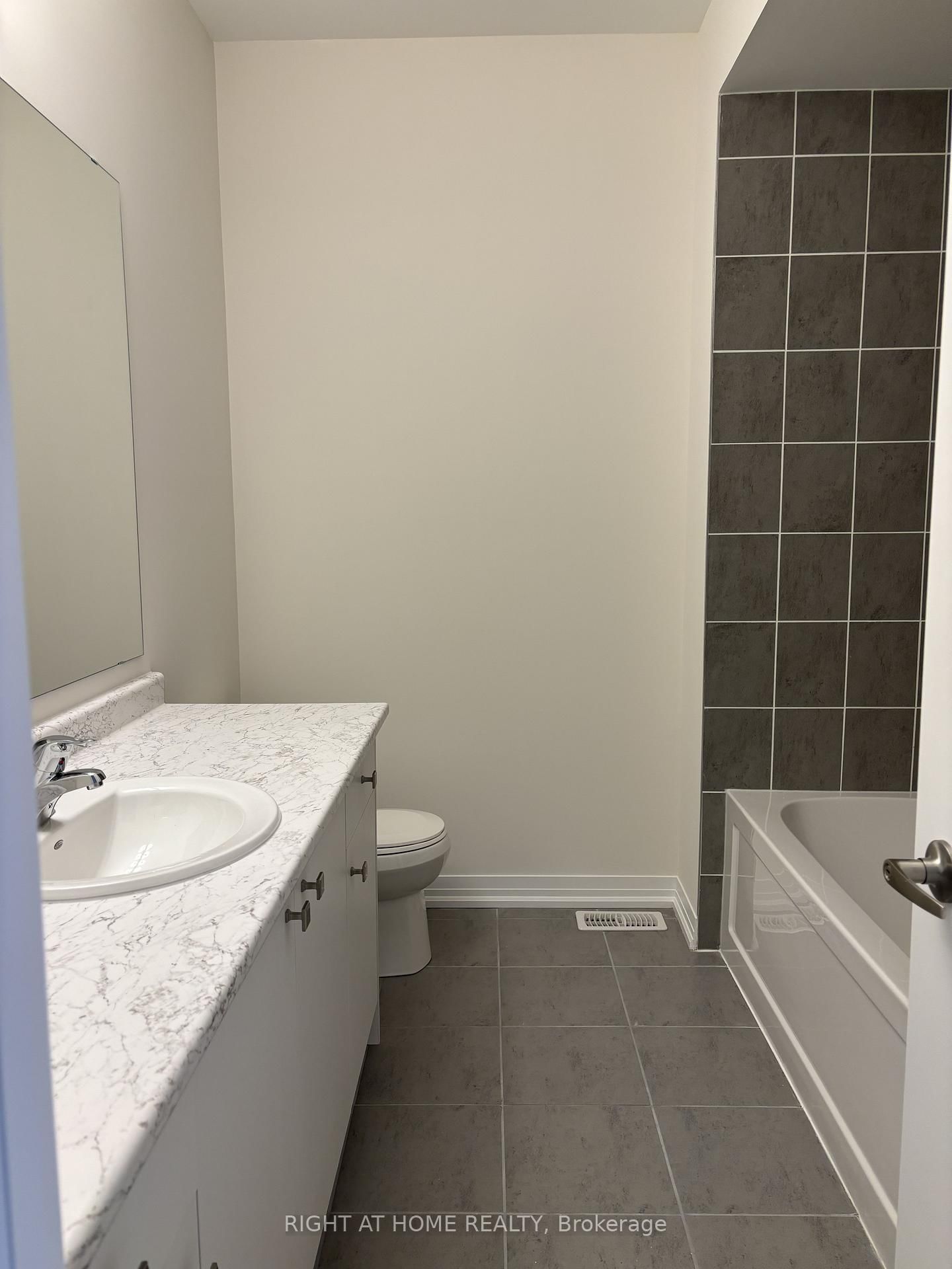 2609 Hibiscus Drive W - Photo 18