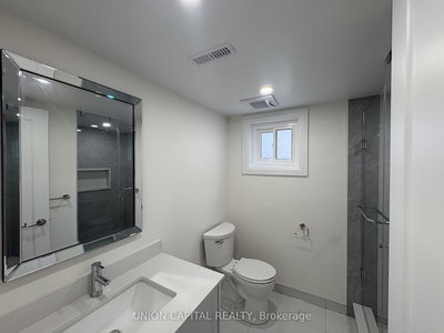 Lower-5 Whistling Hills Drive, Toronto, Ontario image-0-3