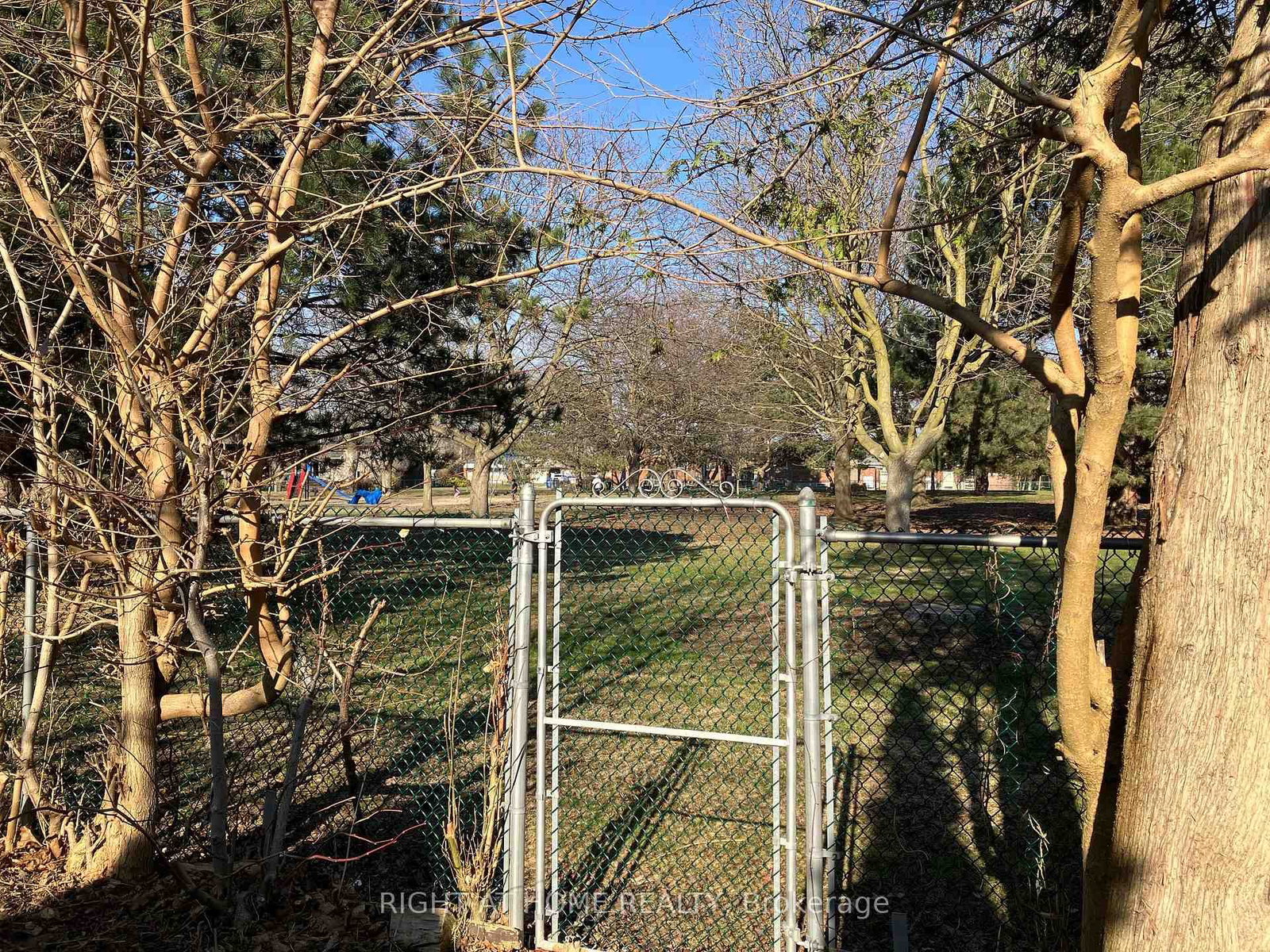 Detached House for sale at 29 Rowatson Road, Toronto, Ontario, M1E 1K2 - Guildwood - MLS: E13010550