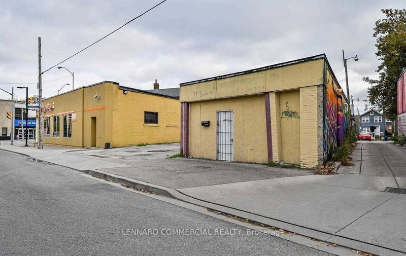 2777 Danforth Ave, Toronto, M4C 1M1 | Image 2