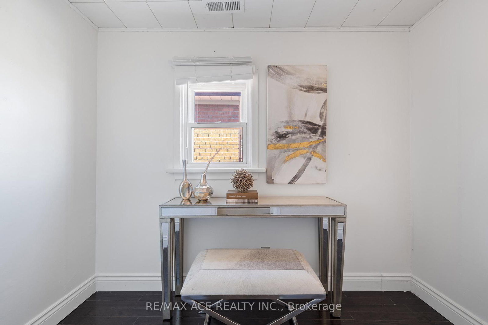 Detached House for sale at 54 S Woodrow Boulevard, Toronto, Ontario, M1N 3L6 - Birchcliffe-Cliffside - MLS: E13011064