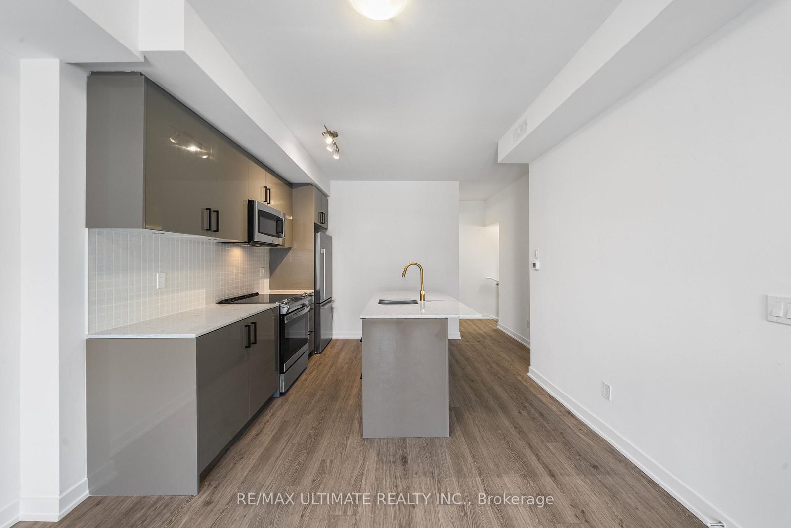 35 Birchcliff Avenue, Unit 34 - Photo 4