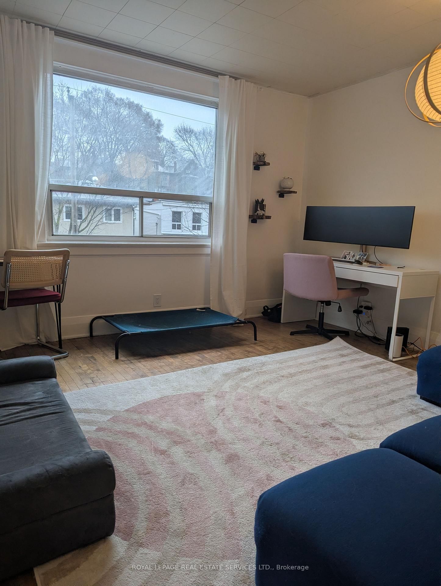 264A Hastings Avenue, Unit Upper - Photo 9