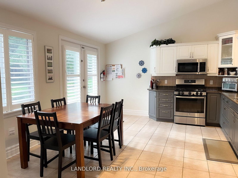 16 West Hill Dr, Toronto, M1E 3T5 | Image 2