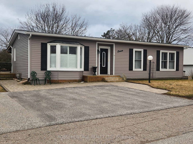 home for sale on 11 Heritage Lane