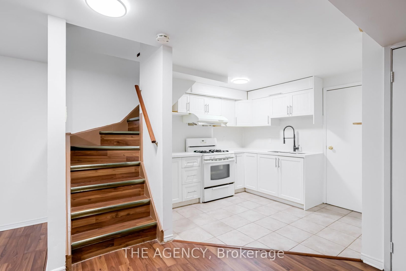 Detached House for sale at 142 Greenbrae Crct, Toronto, Ontario, M1H 1R3 - Woburn - MLS: E13011488