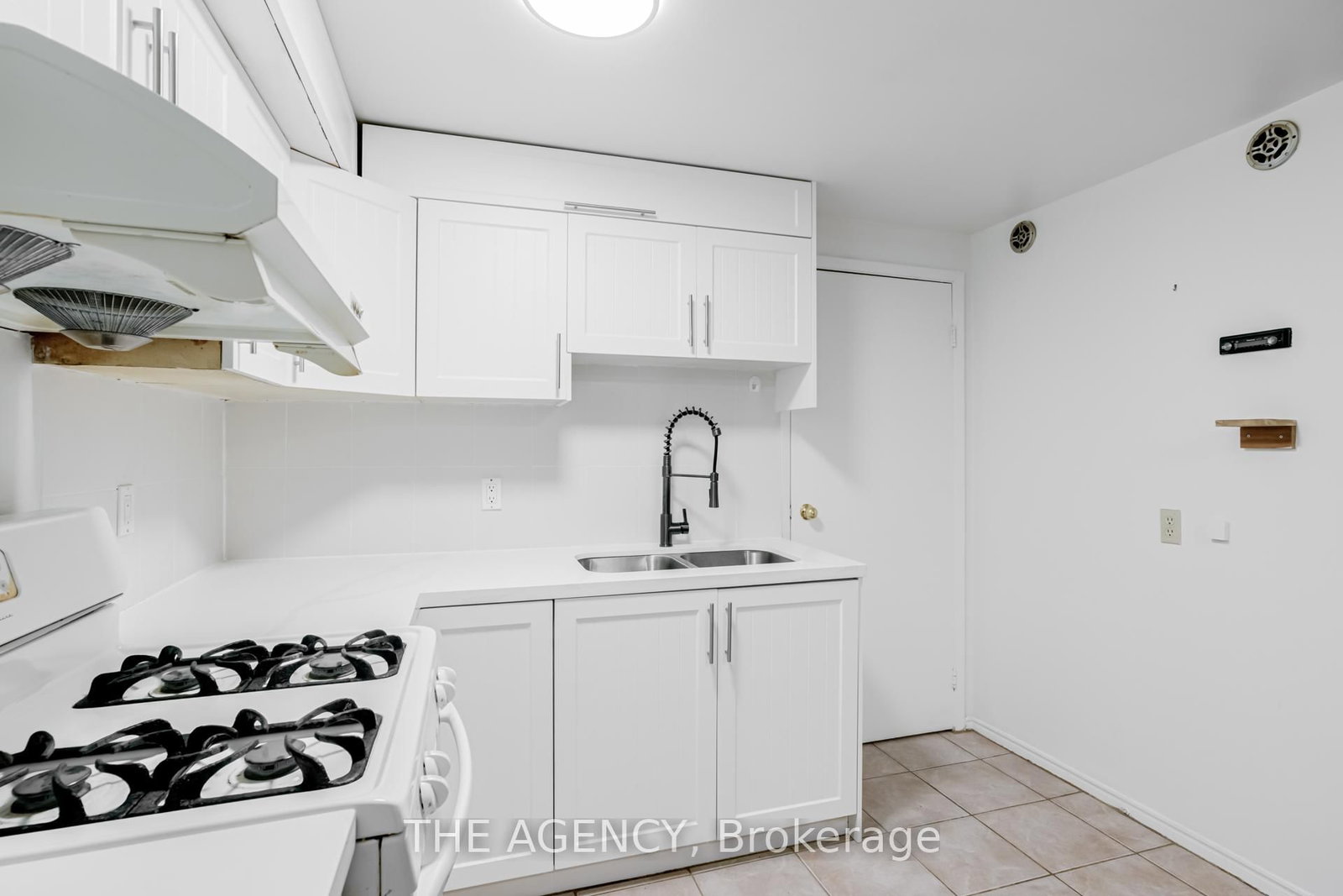 Detached House for sale at 142 Greenbrae Crct, Toronto, Ontario, M1H 1R3 - Woburn - MLS: E13011488