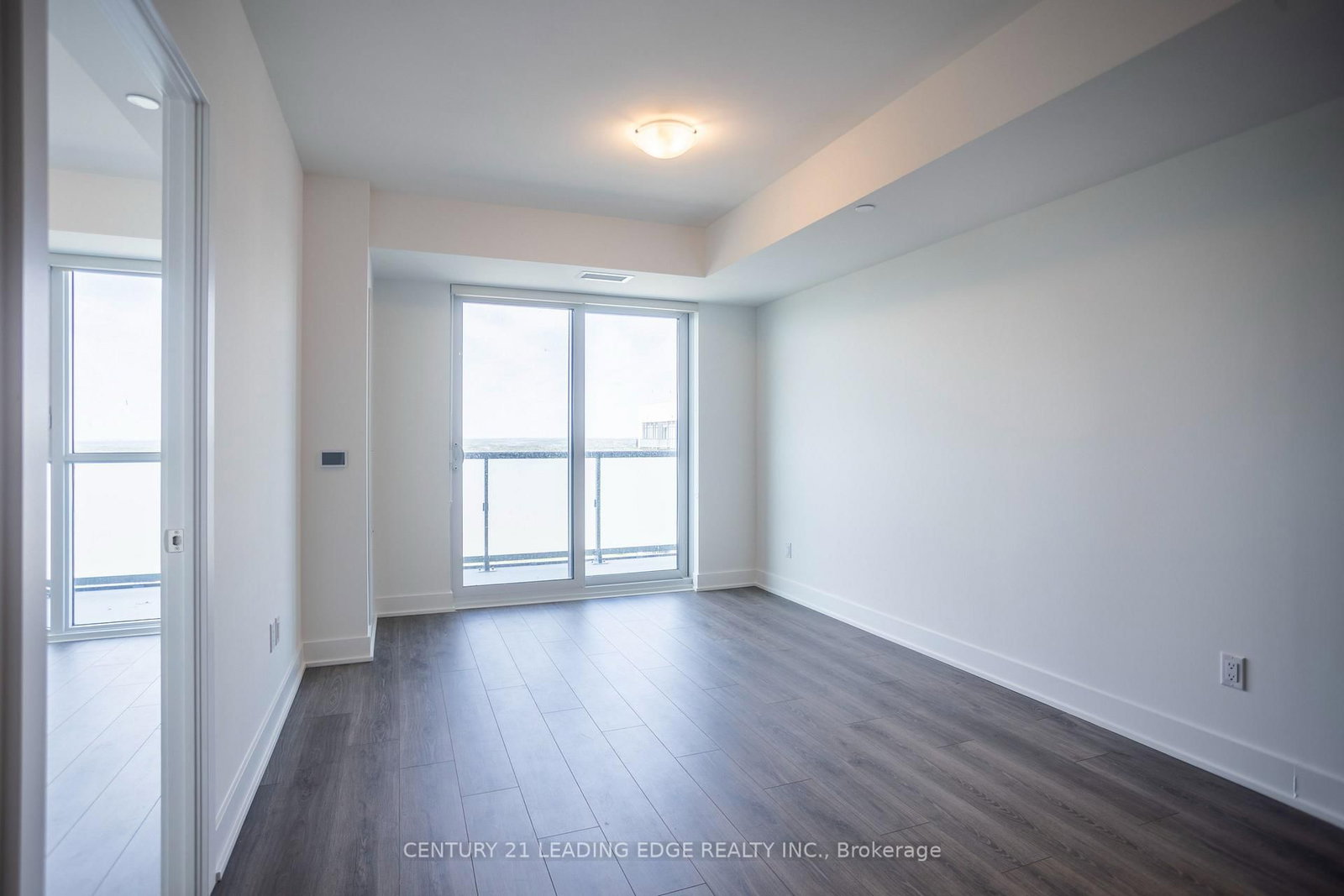 2545 Simcoe Street N, Unit 2610 - Photo 16
