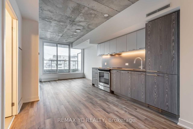 923 - 30 Baseball Place