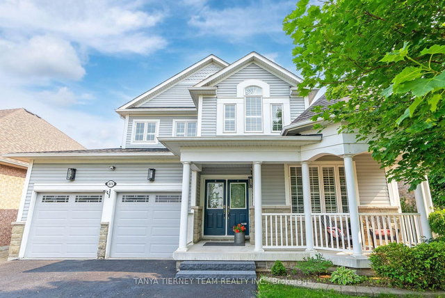 373 Carnwith Drive E