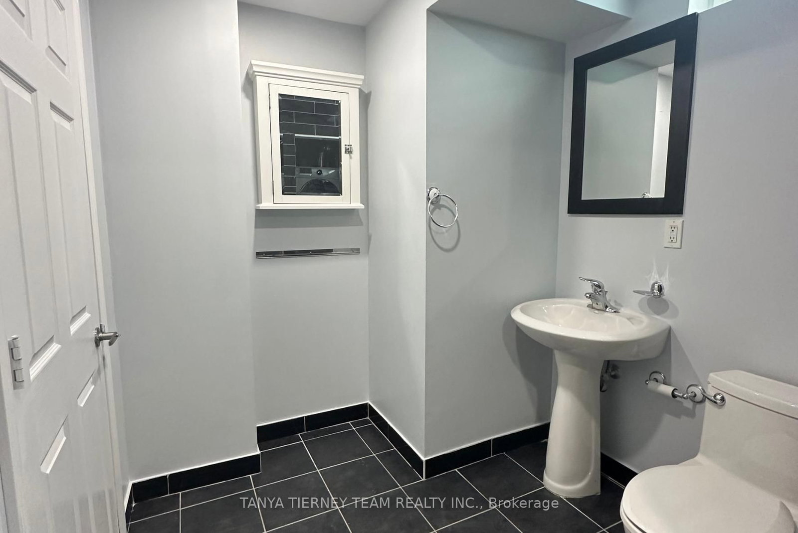 373 Carnwith Drive E - Photo 8