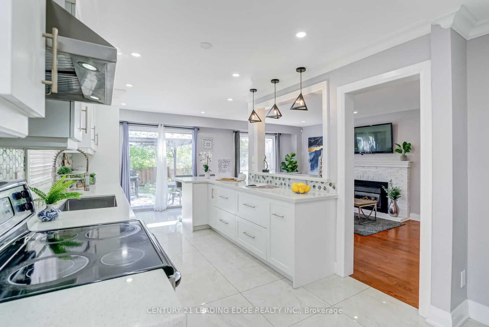 Detached House for sale at 6 Wheaton Grve, Toronto, Ontario, M1J 3L5 - Eglinton East - MLS: E13012176