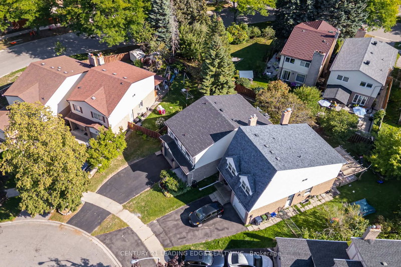 6 Wheaton Grve, Toronto, M1J 3L5 | Image 2