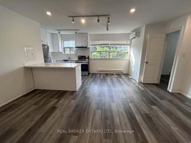 1 - 2209 Gerrard Street E