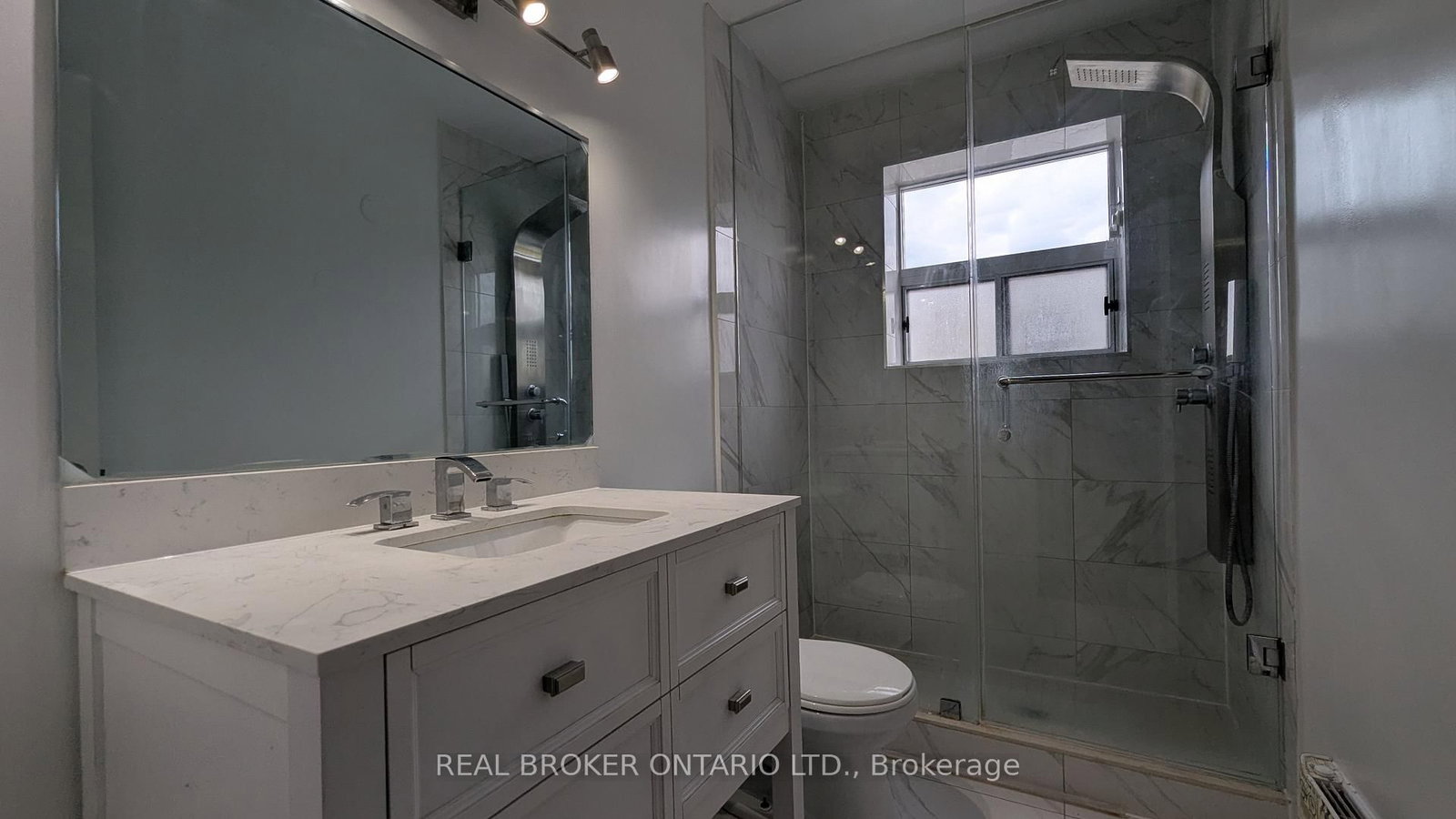 2209 Gerrard Street E, Unit 2 - Photo 8
