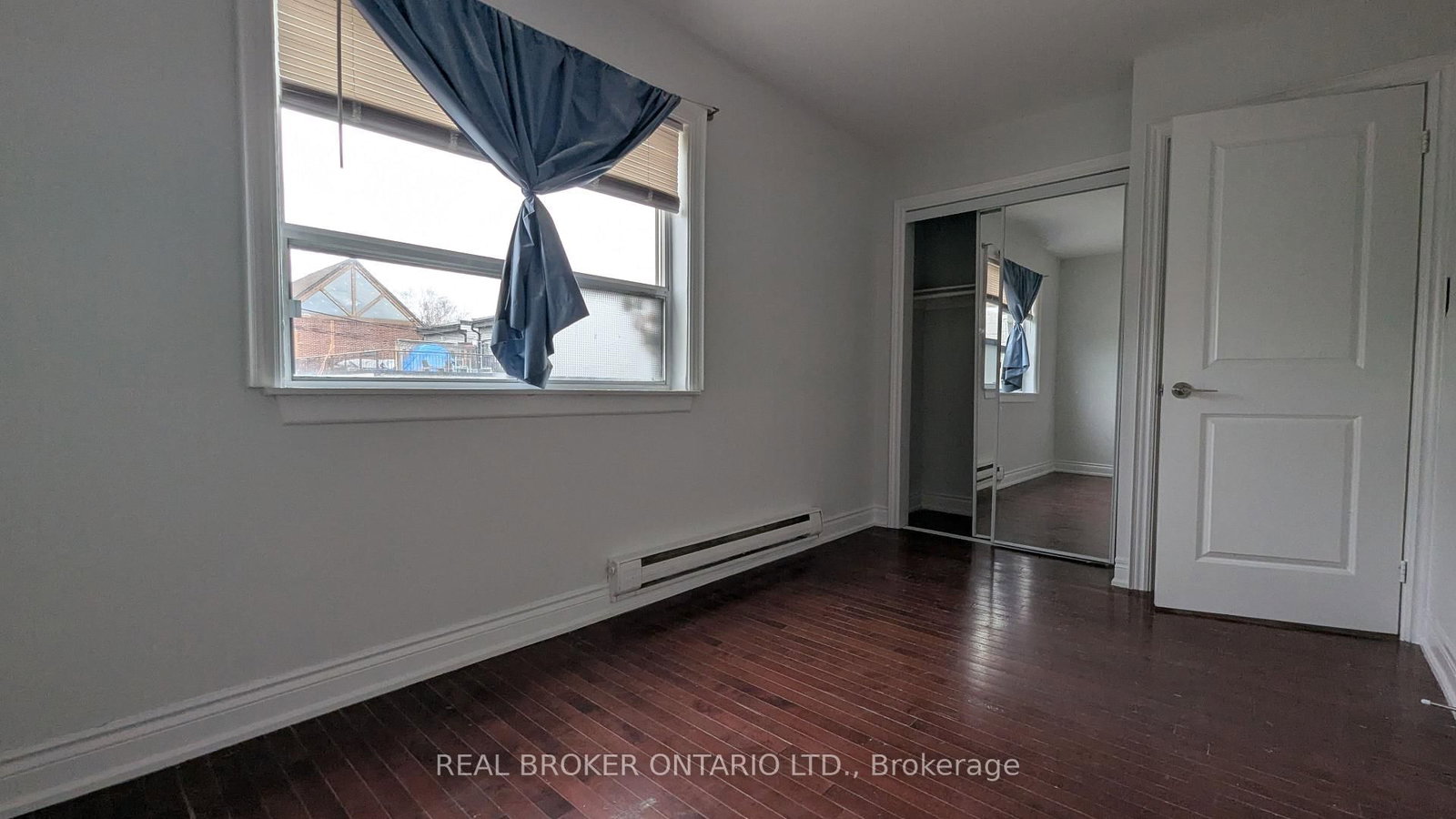 2209 Gerrard Street E, Unit 2 - Photo 9