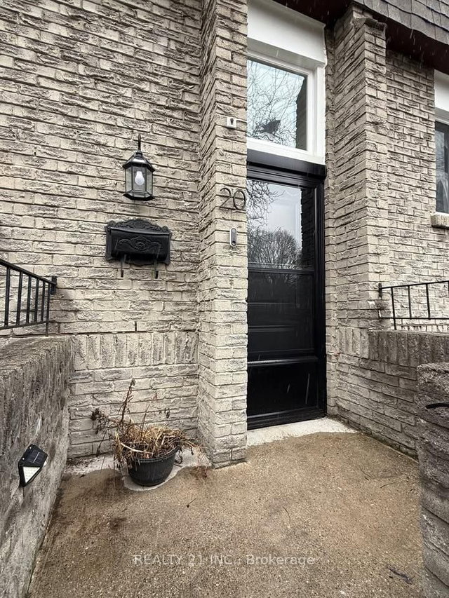 20 - 22 Eaglestone Road