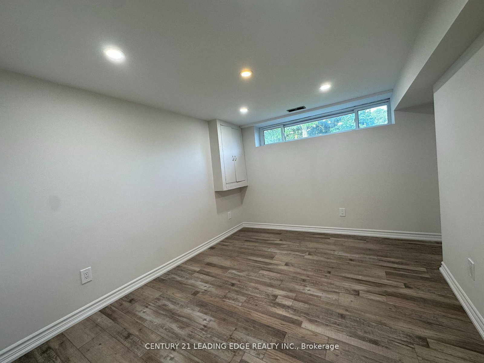 11 White Abbey Park, Unit Bsmt - Photo 10