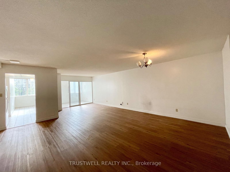 309 - 80 Alton Towers Circ, Toronto, M1V 5E8 | Image 2