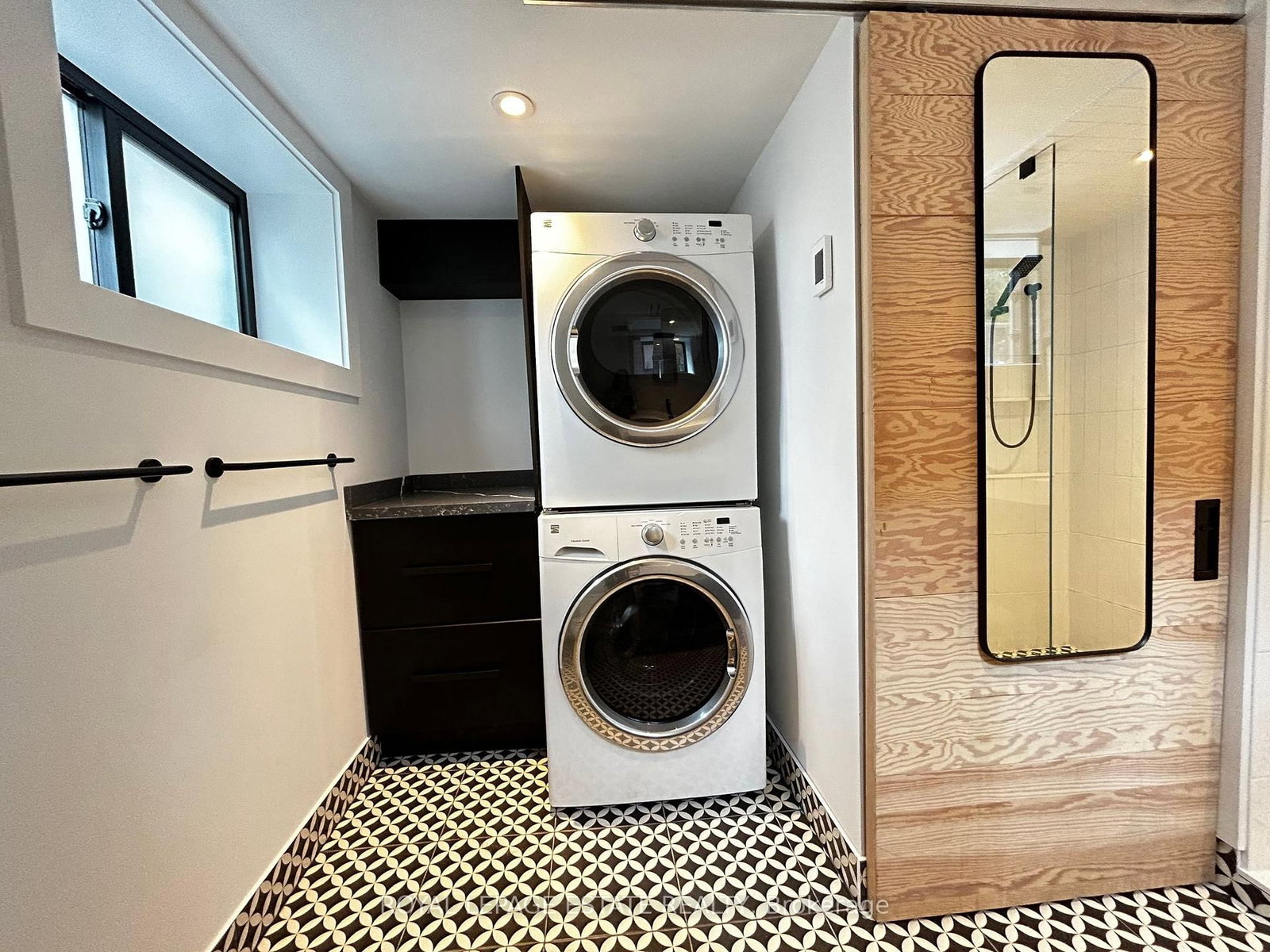 65 Maywood Park, Unit Lower - Photo 8