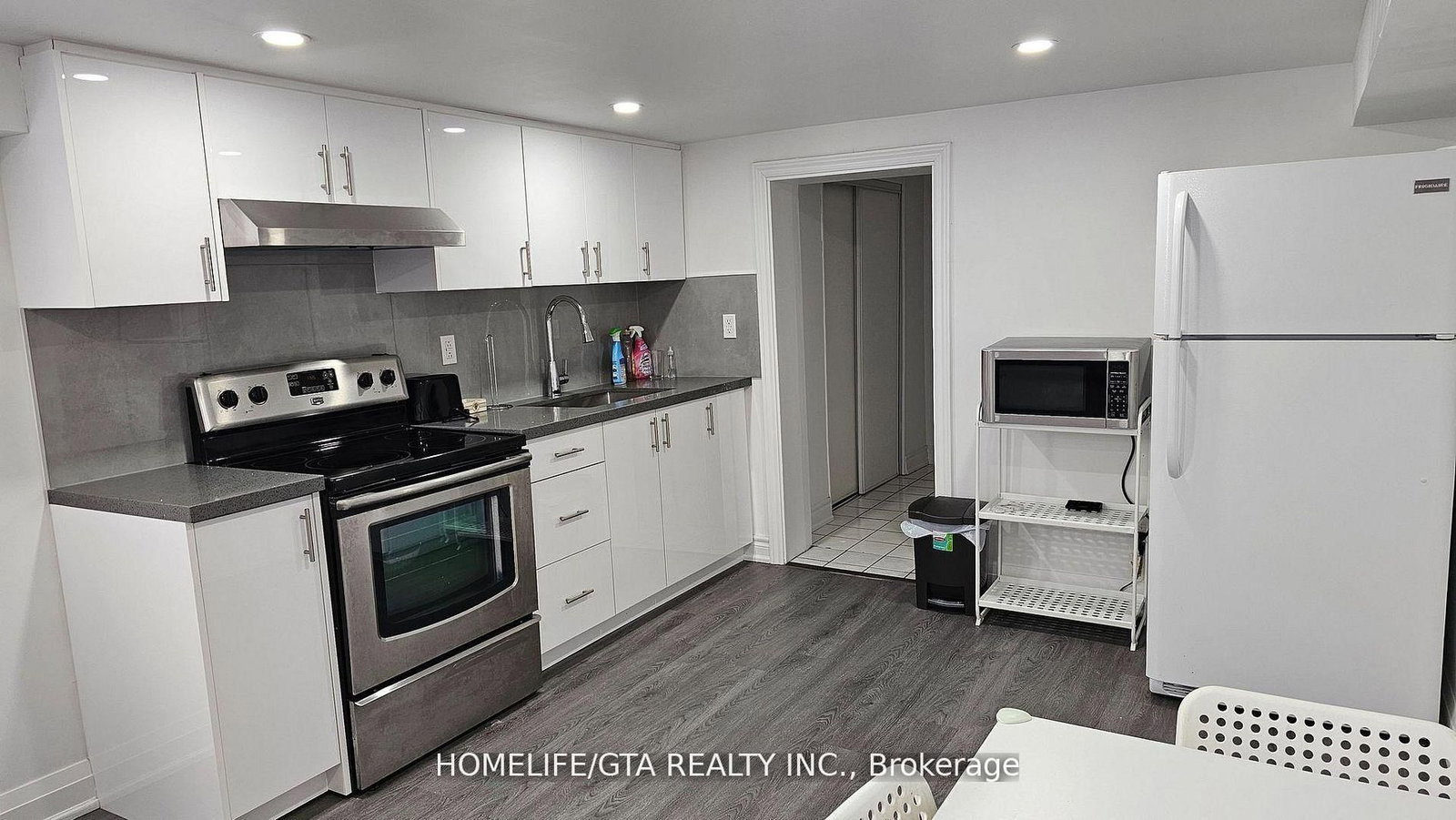 2 Maretta Avenue, Unit Basement - Photo 5