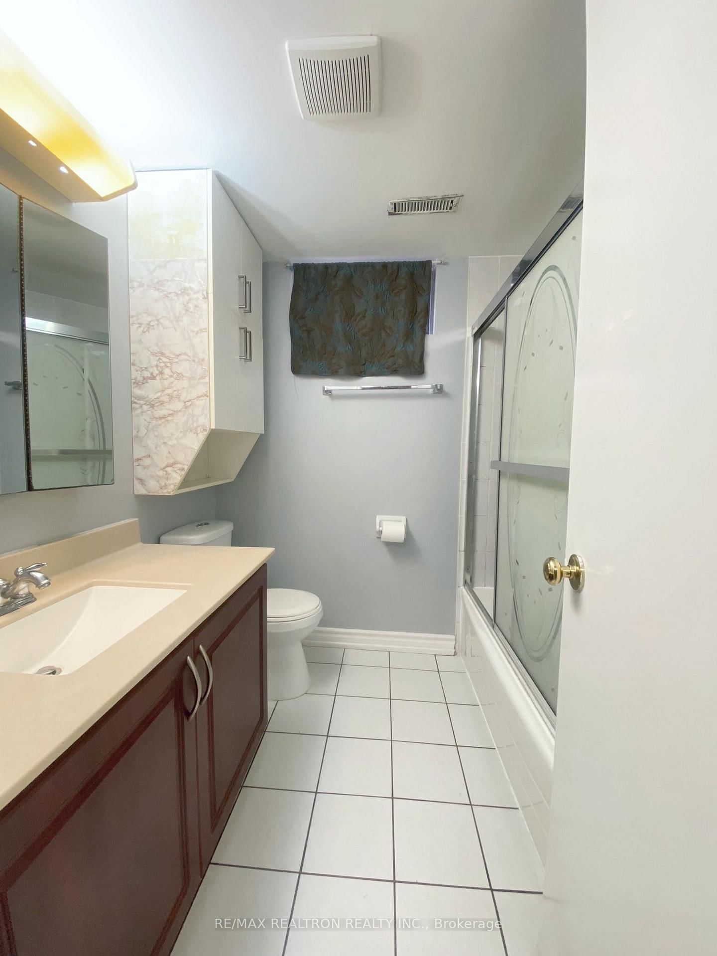 208 Roxanne Crescent, Unit Lower - Photo 6