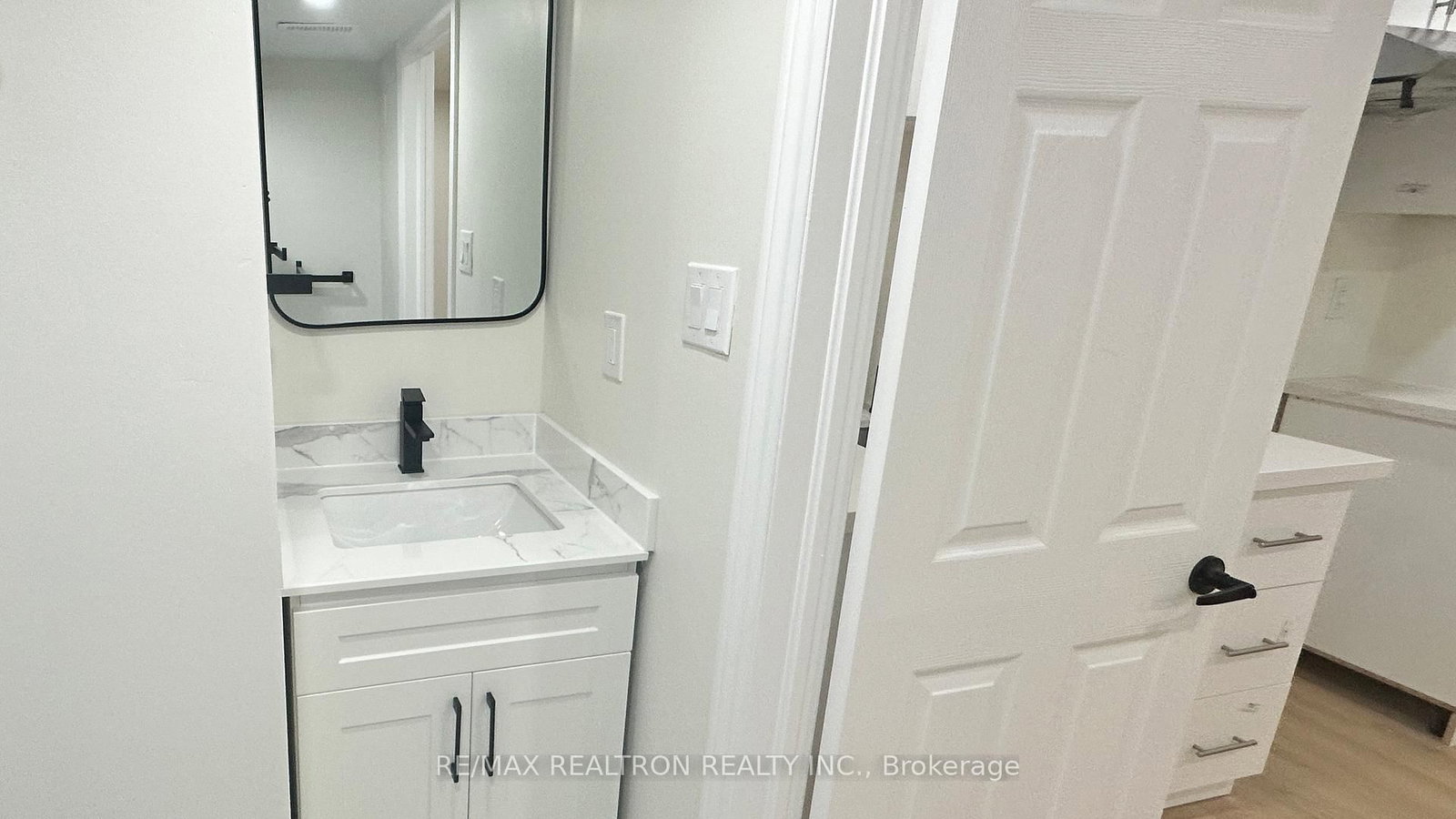 1182 Wilimington Ave Avenue, Unit BSMT - Photo 7