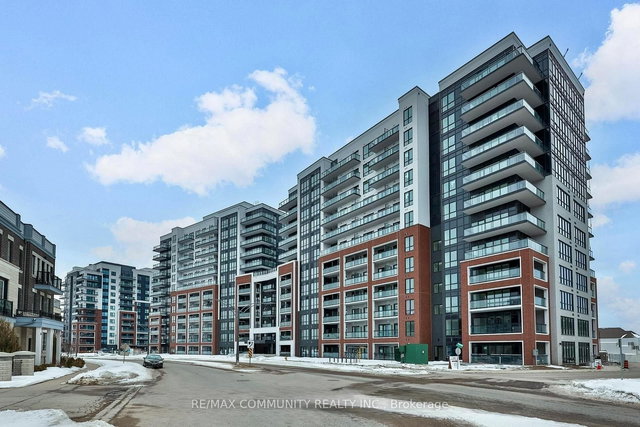 824 - 51 Clarington Boulevard