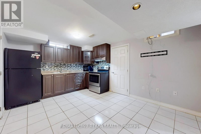 Bsmt - 58 Hummingbird Dr, Toronto, M1X 1Y2 | Image 2